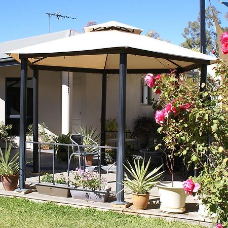 A Good Rest B & B Alice Springs Extérieur photo